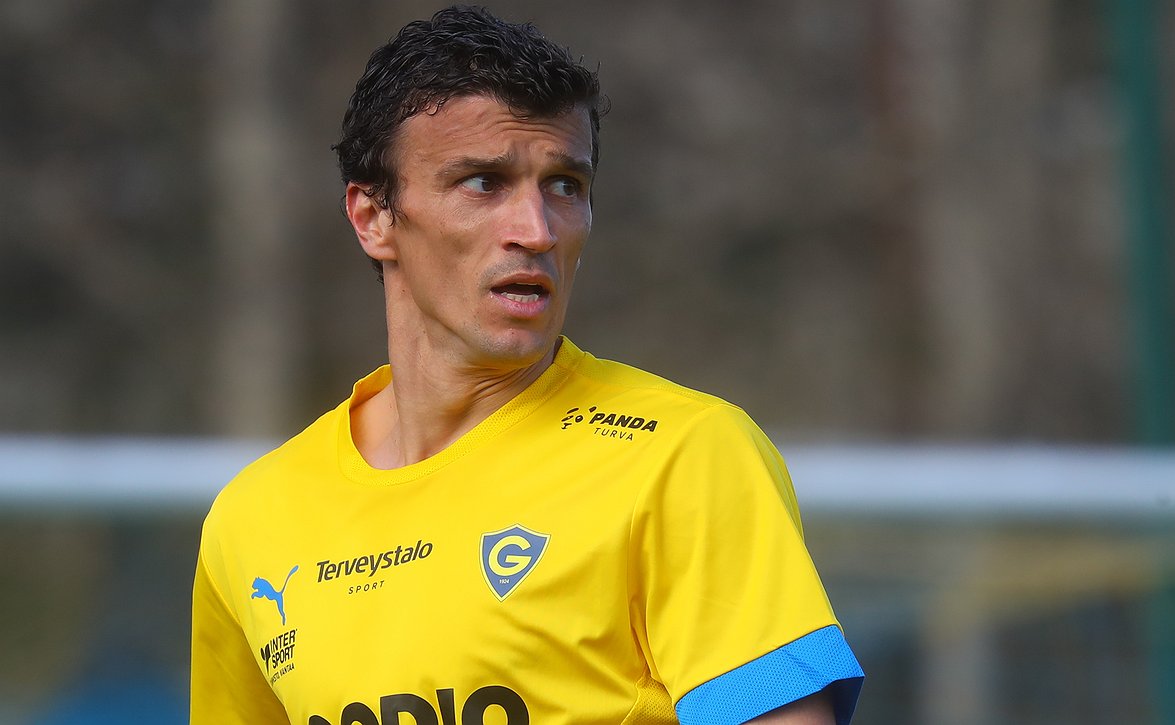 "Mielessä ei ollut muita vaihtoehtoja" - Roman Eremenko ja Gnistan jatkosopimukseen