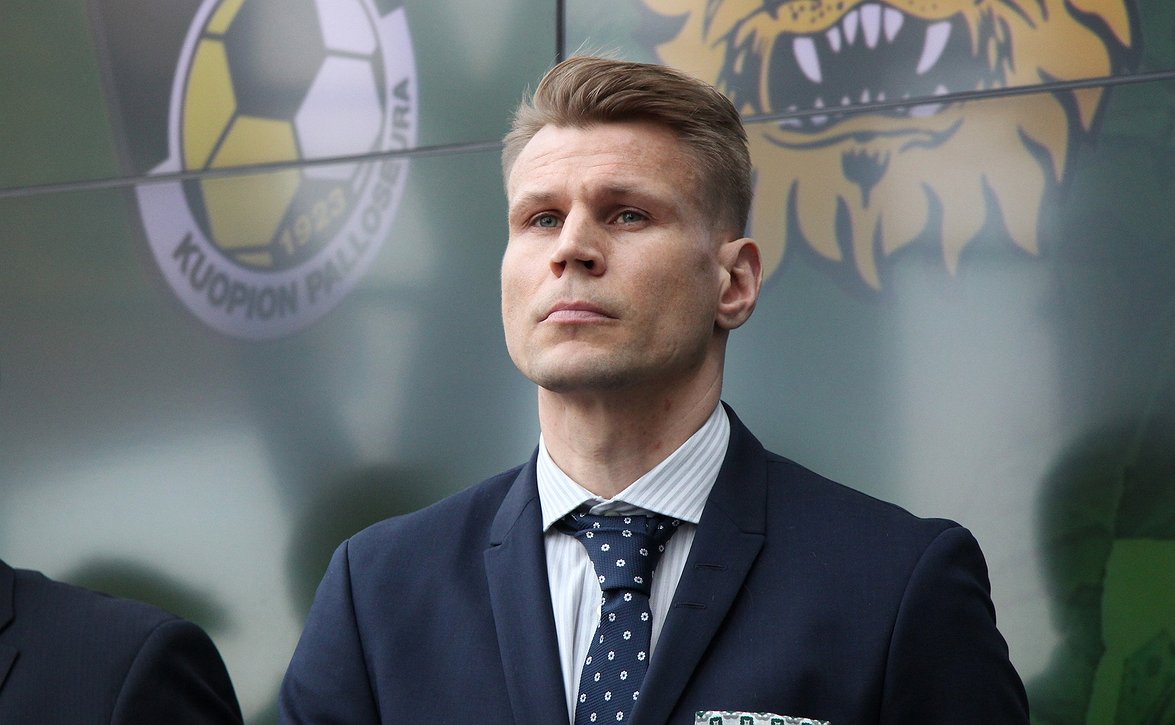 "Uskaltaa olla hyvällä tavalla omapäinen" – RoPS-johdolta kehut Koskelalle