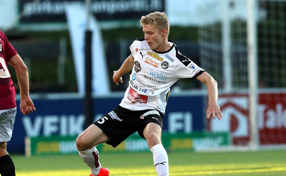 Purme ja Saarinen jatkosopimuksiin Hakan kanssa