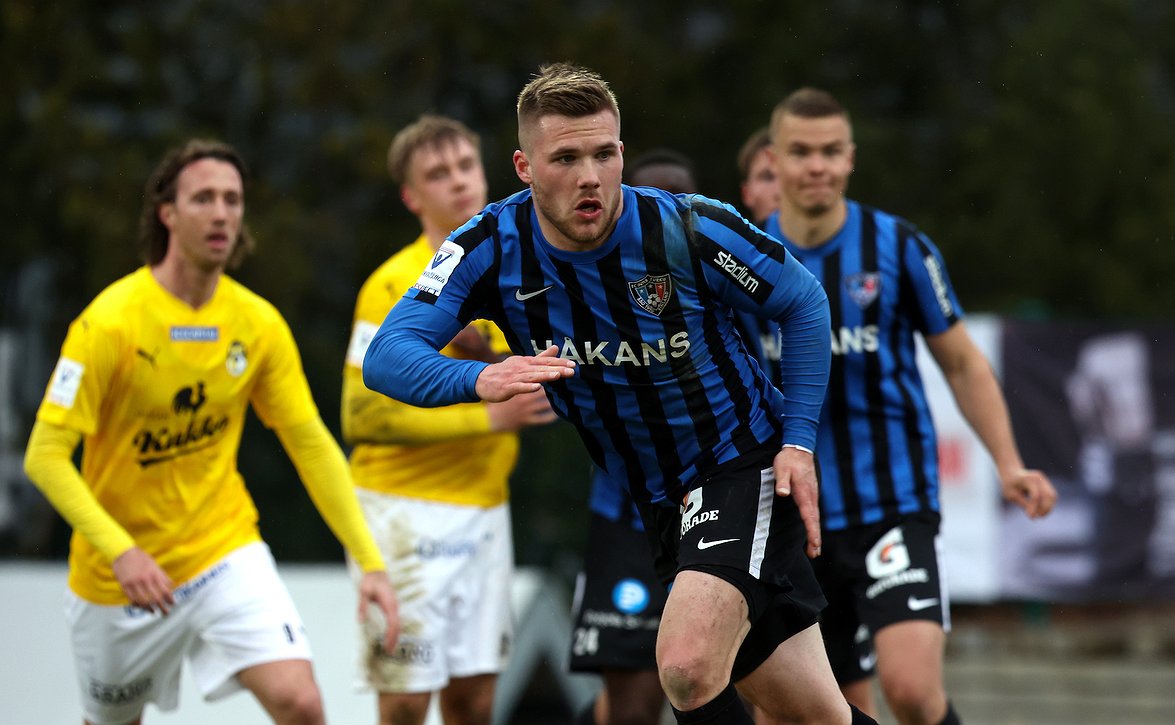 Interin Benjamin Källman jahtaa Liigacupin maalinkuninkuutta
