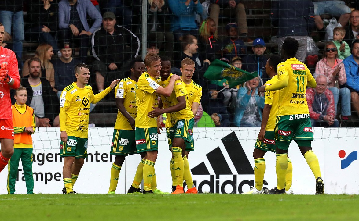 Hienoa yhteistyötä lajien kesken – Ilves aikaisti jääkiekko-otteluaan perjantaina