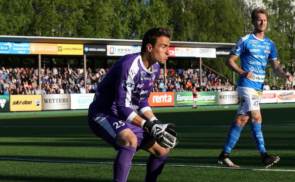 "Vaikeaa tulee olemaan laittaa minut eläkkeelle" – RoPS-vahti Reguero myös valmentaa
