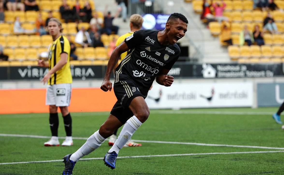 Valencia iloinen jatkostaan SJK:ssa – ”Unelmien täyttymys”