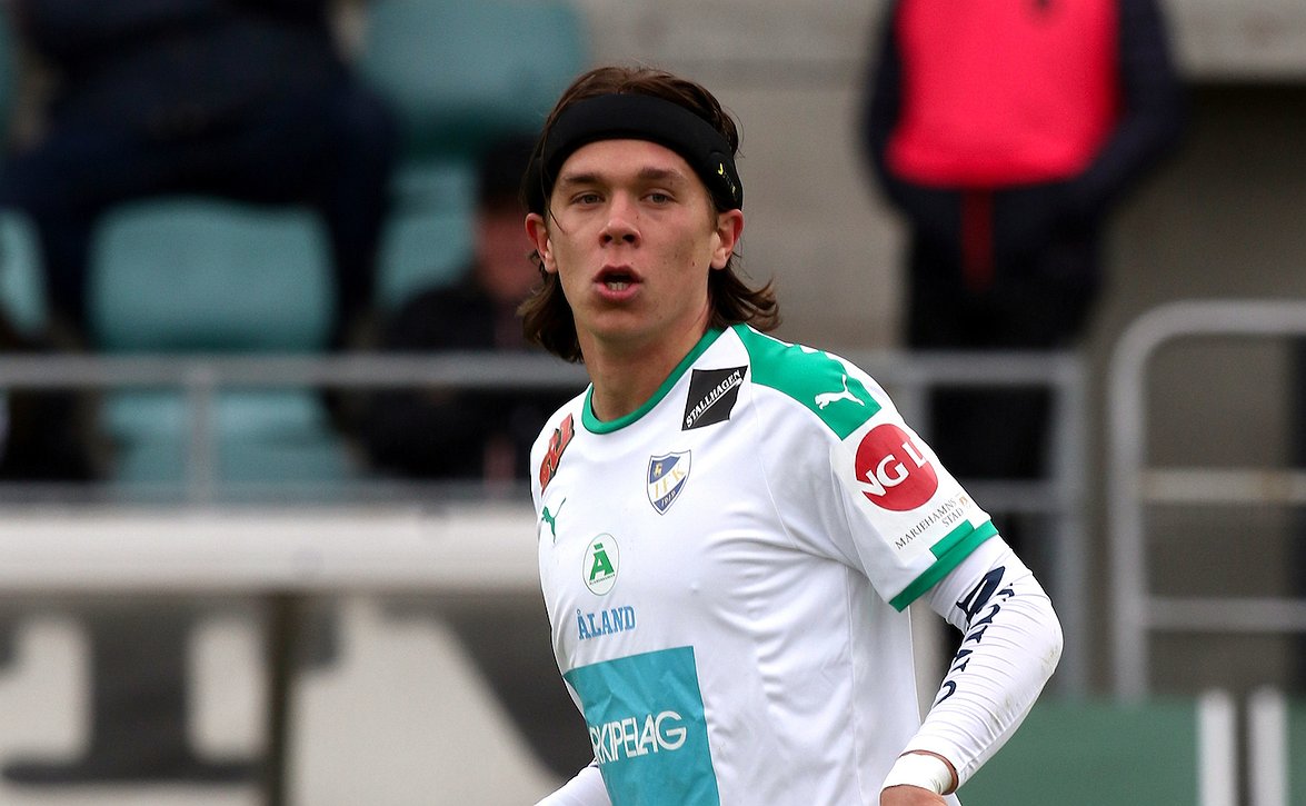 ​Keaton Isaksson jättää seuran – IFK Mariehamnille lovi täytettäväksi keskikentälle