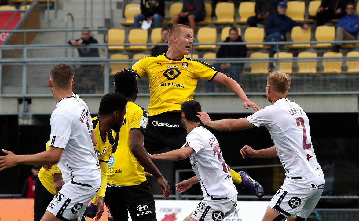 ​"Sellainen keskivertoesitys" – voitto oli tärkein KuPS-toppari Juho Pirttijoelle