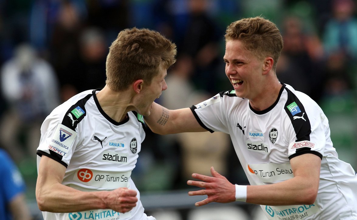 ​Onni Valakari U19-maajoukkueen tehomiehenä: "Pelipaikaltani vaaditaankin tehoja"