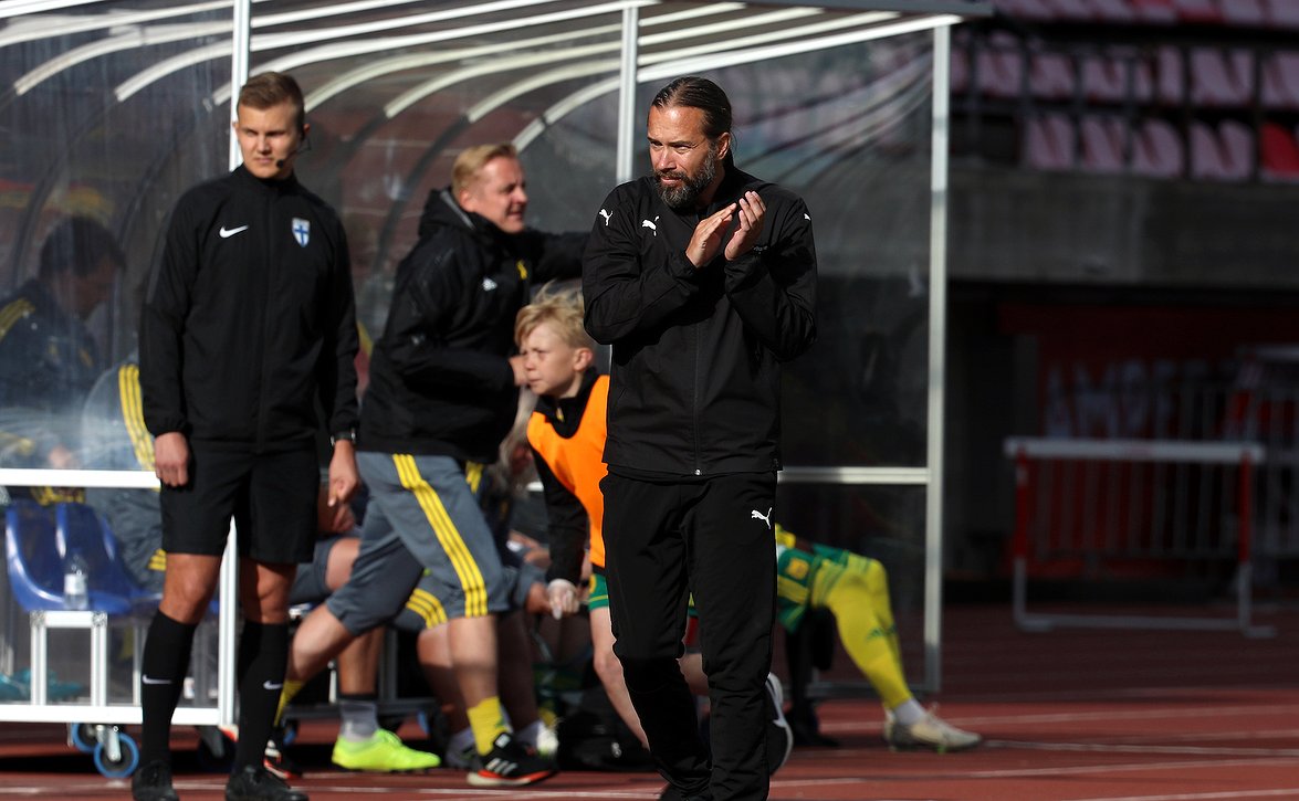 ​IFK-luotsi Syberyjski ei usko KuPS:n euromenestyksen vaikuttavan sunnuntain otteluun