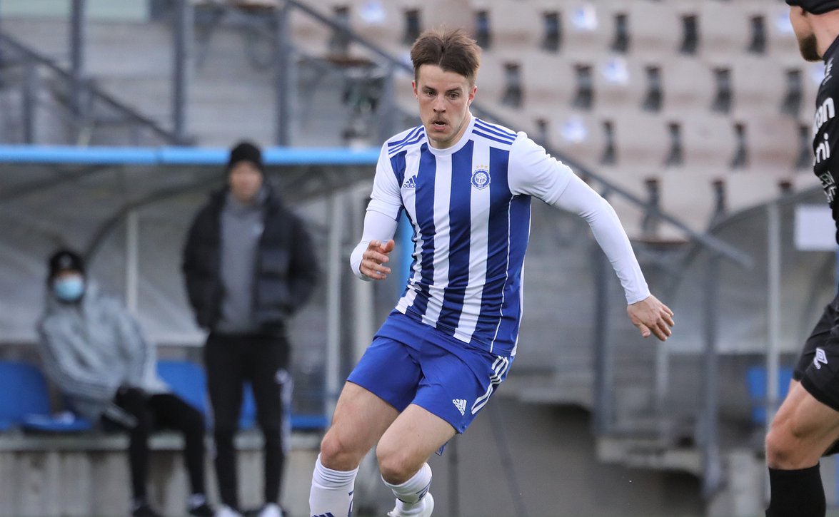 ​HJK tarrasi tiukasti jatkopaikkaan – salama-alku antoi yliotteen