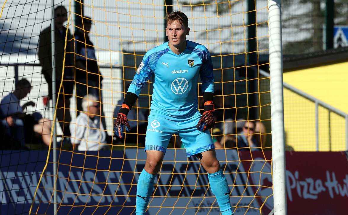 Markus Uusitalo lainalle FC Hongasta HIFK:hon