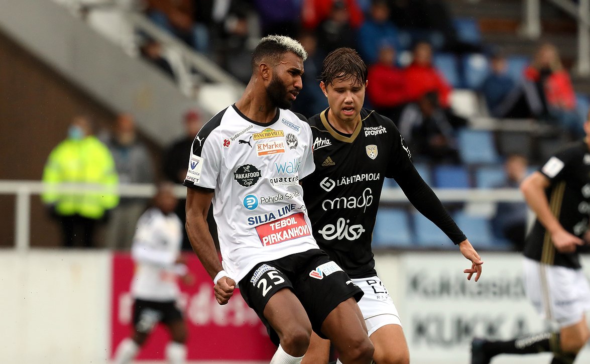 Hakalla kaksi testipelaajaa lauantain SJK-ottelussa
