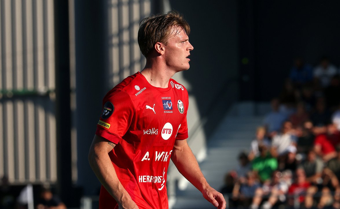 Aron Bjonbäck jatkaa Jarossa - "Sopii erinomaisesti pelitapaamme"