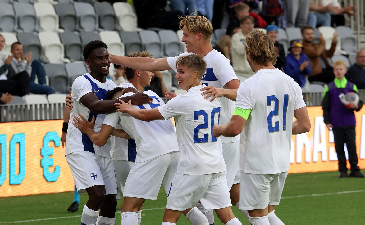 "On nämä huikeita poikia" - Pikkuhuuhkajilta mahtava näytös Tammelassa