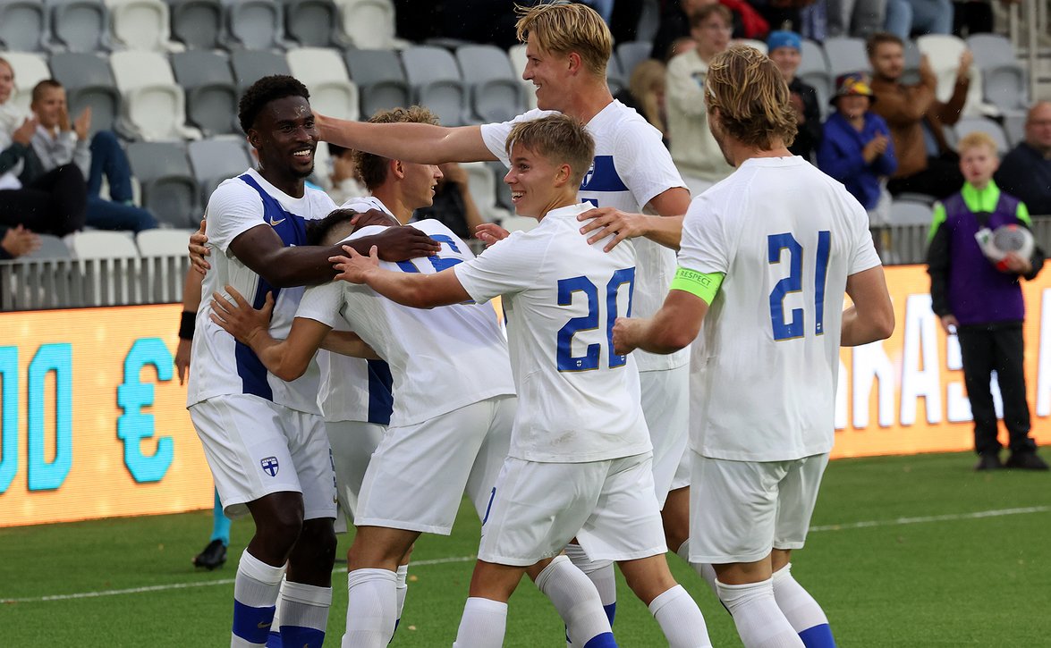 "Hurmos ja vauhti päälle" - Pikkuhuuhkajilla edessä viimeinen haaste EM-tiellä