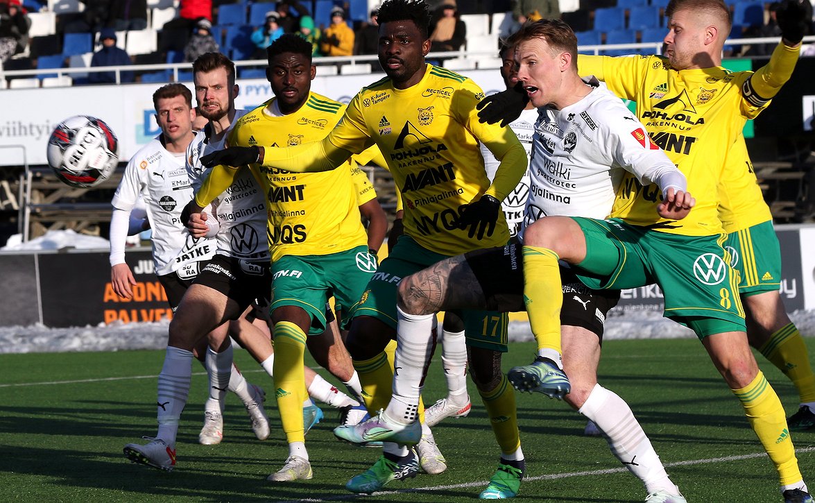 Tulevana lauantaina tuplapelipäivä Tampereen Ratinassa