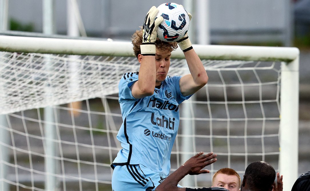 "Täällä kuuluu olla joukkue pääsarjassa" - FC Lahden Osku Maukoselle paluu Veikkausliigaan oli ykkösasia