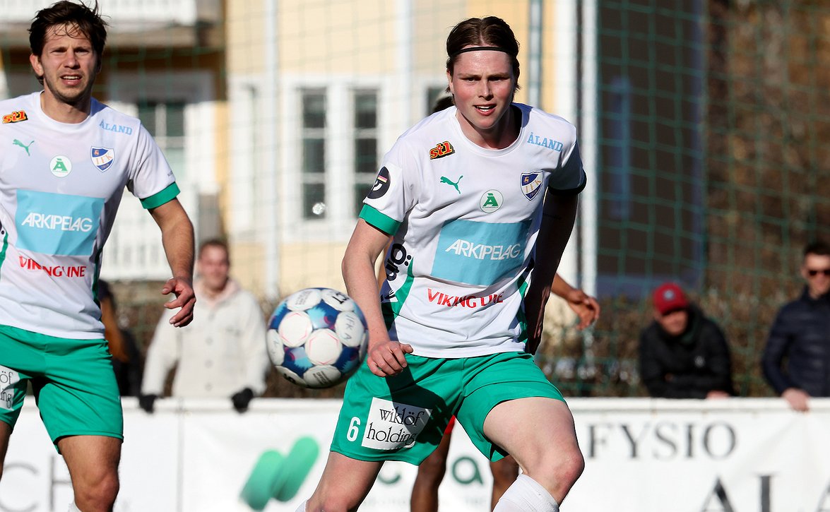 "Isompi peli itselleni kuin monelle muulle" - IFK Mariehamnin Niilo Kujasalolle HJK on erityinen vastus