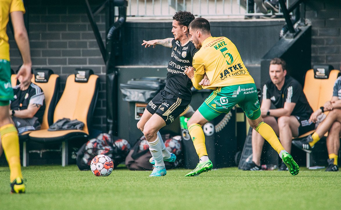Ilves-luotsi Kallio antoi tunnustuksen vastustajalle: "SJK oli odotetun vahva"