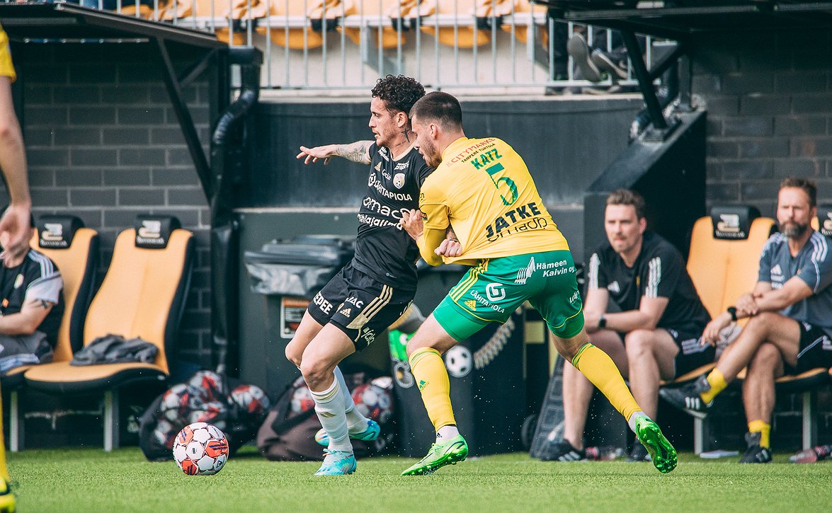 "Saldomme on uskomattoman hieno" - SJK-luotsi Gómez ylisti joukkuettaan Ilves-voiton jälkeen