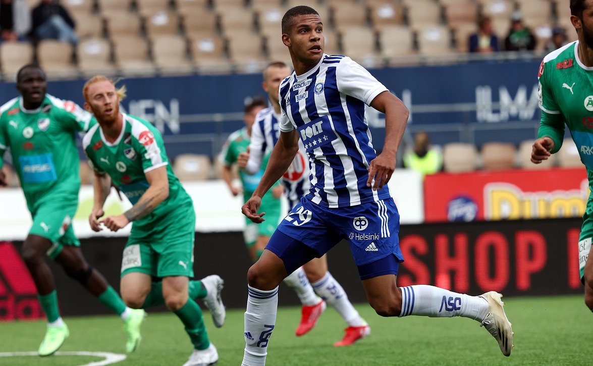  HJK:ssa iloitaan lukuisista maajoukkuekomennuksista