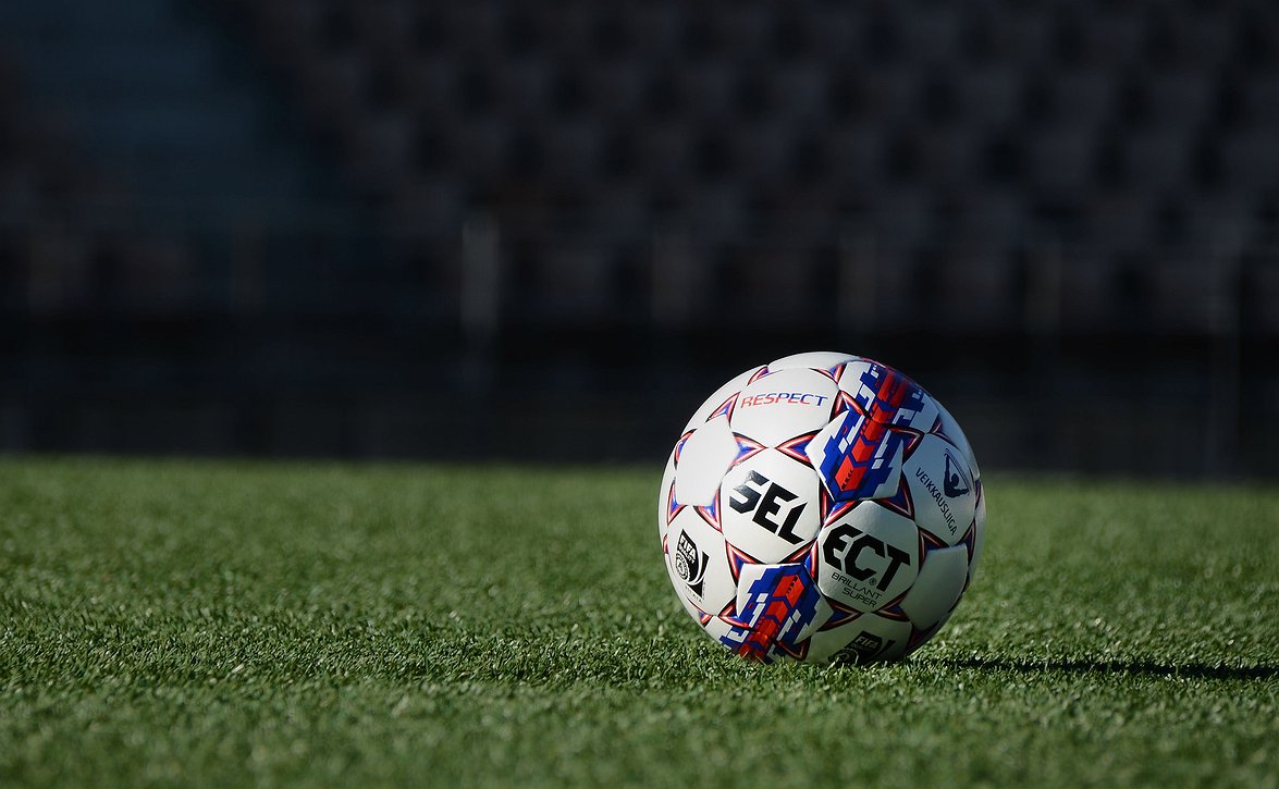 Kurinpitovaliokunnalta sakkoja neljälle seuralle