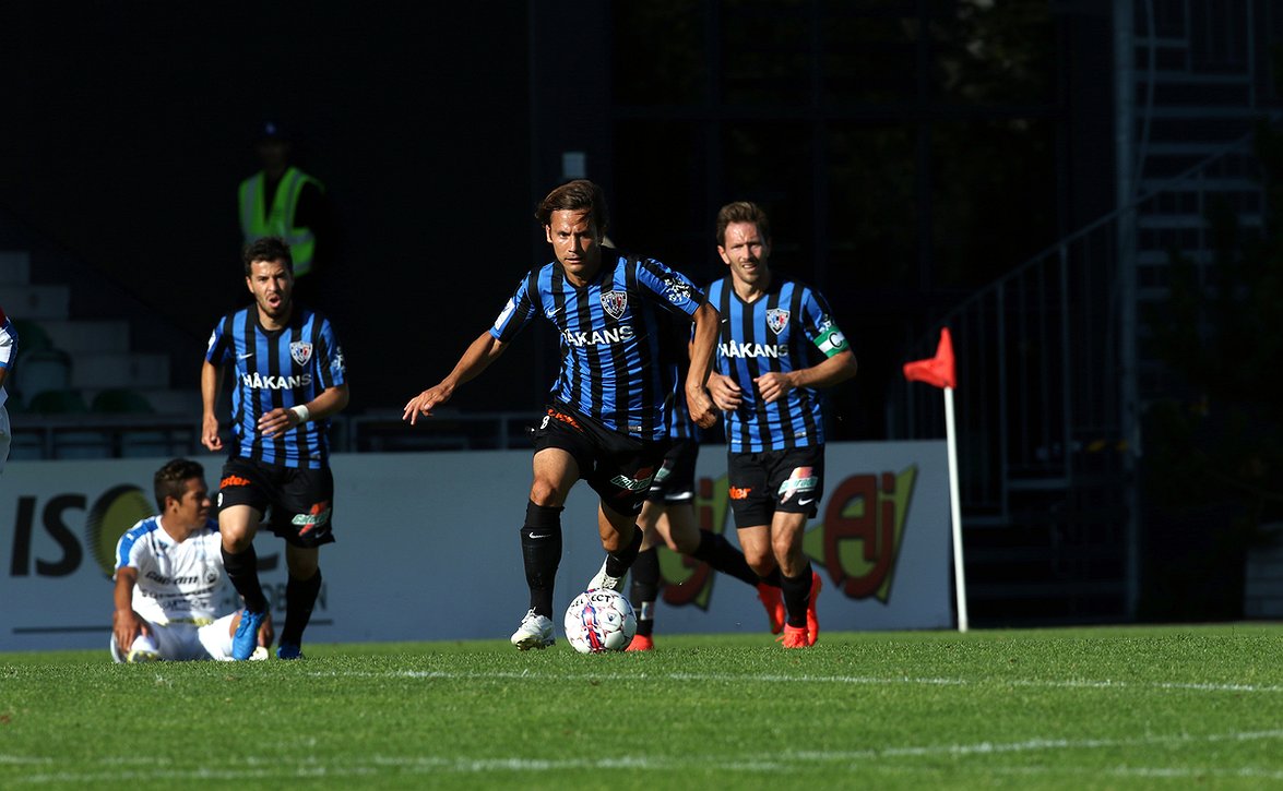 Interin Mannström myöntää paremman voittaneen