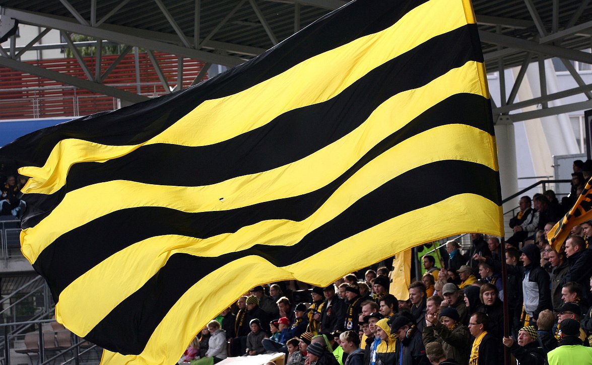 KuPS:n 100-vuotisen taipaleen juhlakirja nyt ennakkomyynnissä