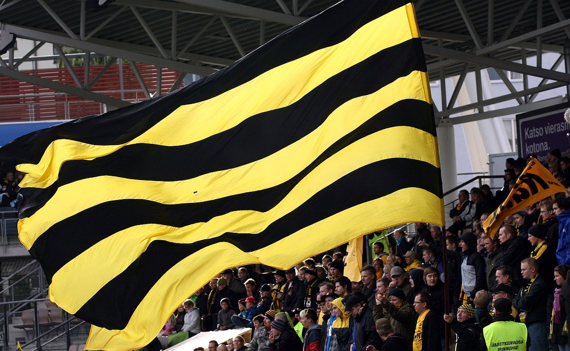 "Kaikkien pitää tuntea pisto sydämessään" - päävalmentajan vaihto ei ollut helppo päätös KuPS:lle