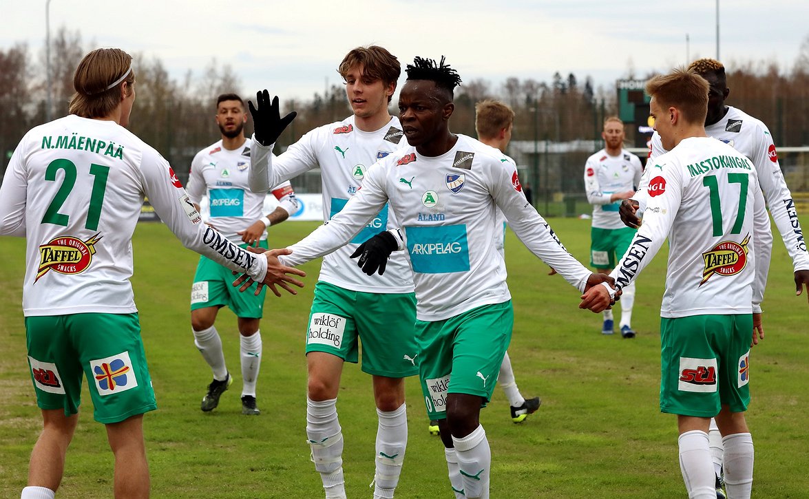 ​IFK Mariehamnin kapteeni Robin Buwalda: "Keskittyminen on pidettävä asioissa kentällä"
