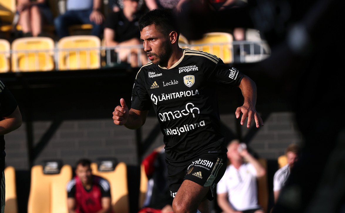 "Hyvä päätös erittäin kovalle viikolle" - Tromsø  ja SJK tasapeliin ylipitkässä ottelussa