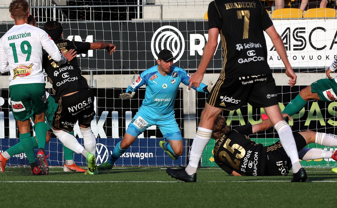 ​Oskari Forsman IFK Mariehamnin sankarina – "Ilman häntä emme olisi saaneet kolmea pistettä"