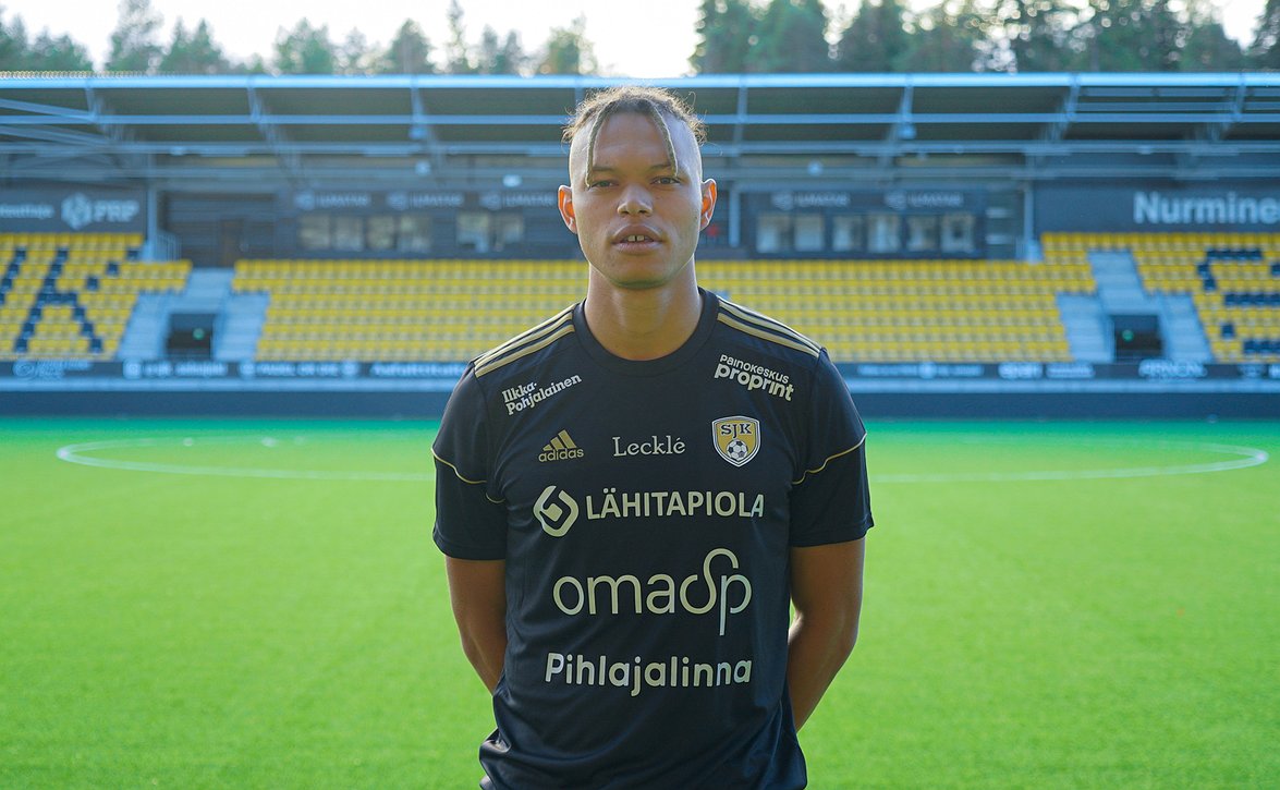 "Oli aika helppo päätös tulla tänne" - Macario Hing-Glover ja SJK sopimukseen