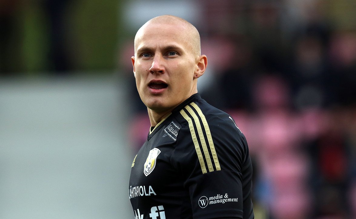 ​SJK haki voiton Jarosta Aromaan maalilla