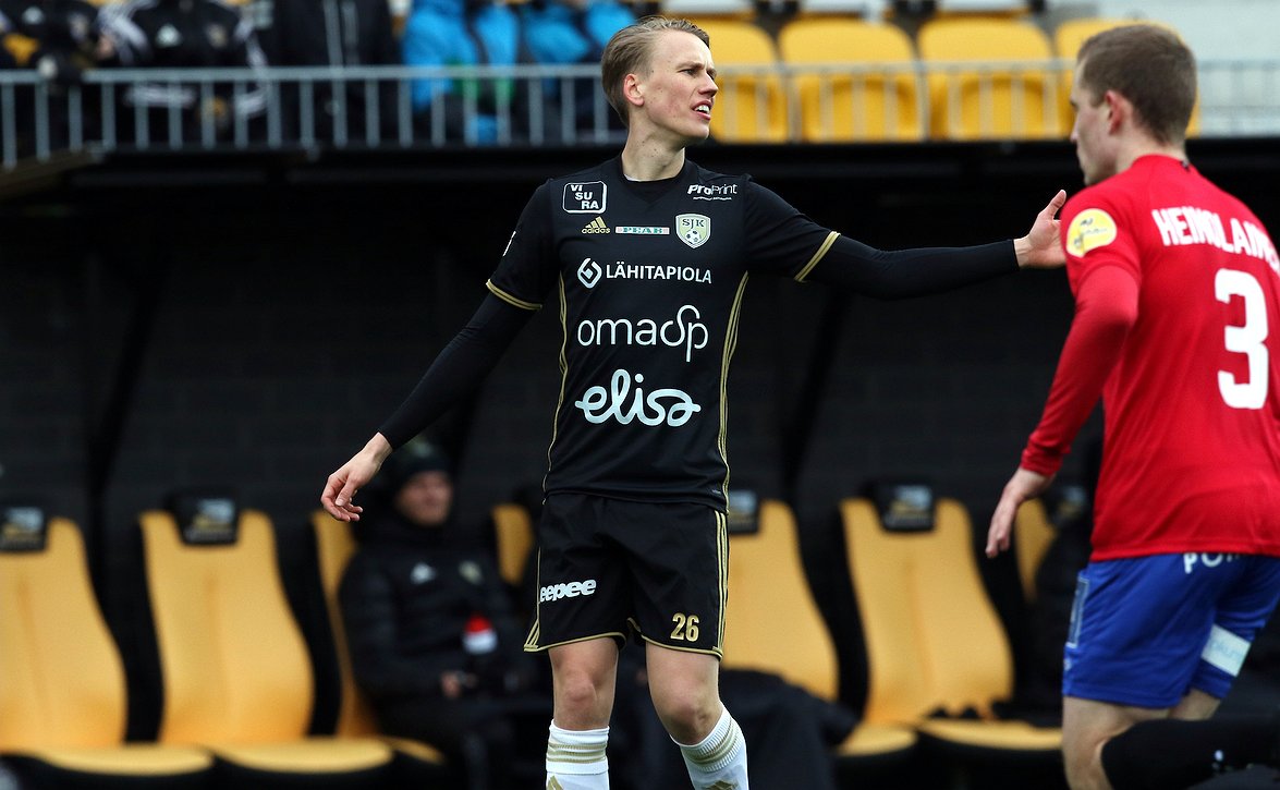 Taustalla terveyshuolet ja opinnot - Jesse Sarajärvi jättää SJK:n ja Veikkausliigakentät