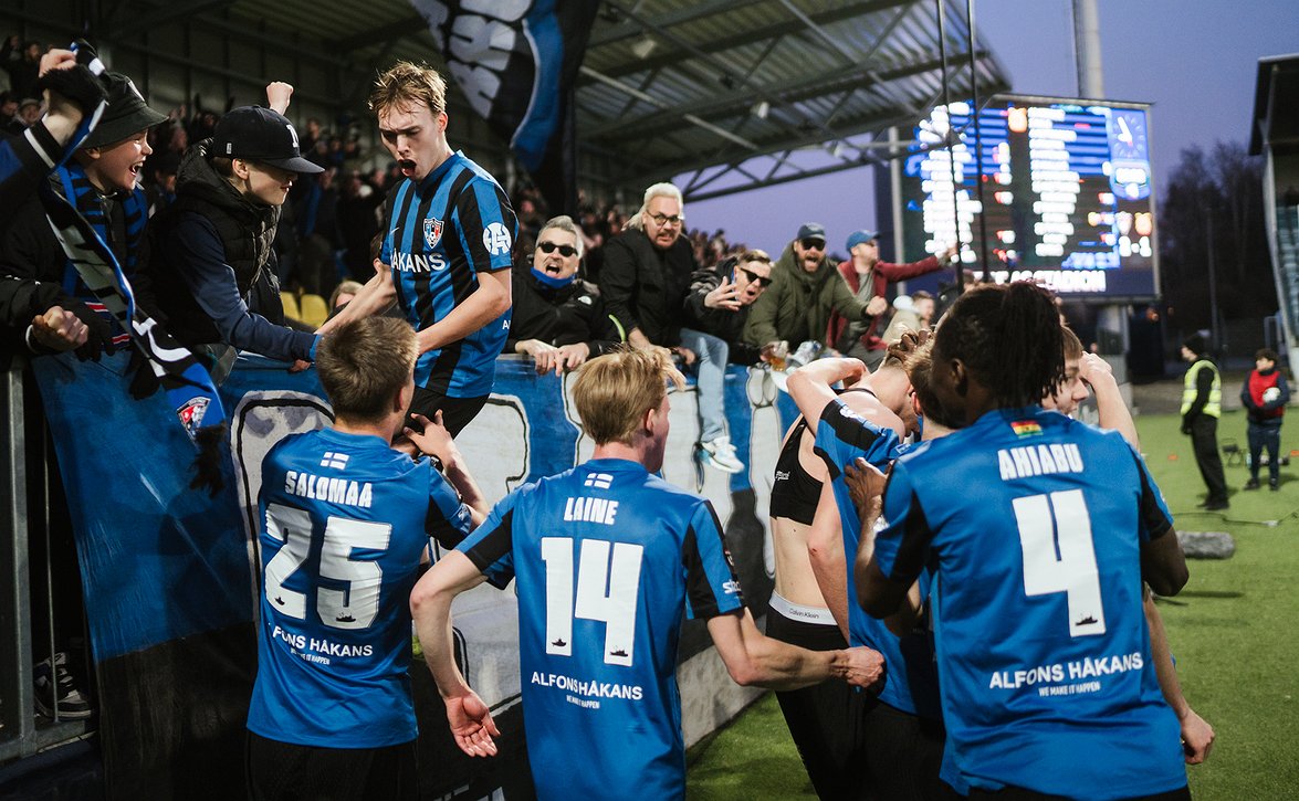 Inter kovan haasteen edessä Istanbulissa keskiviikkoiltana