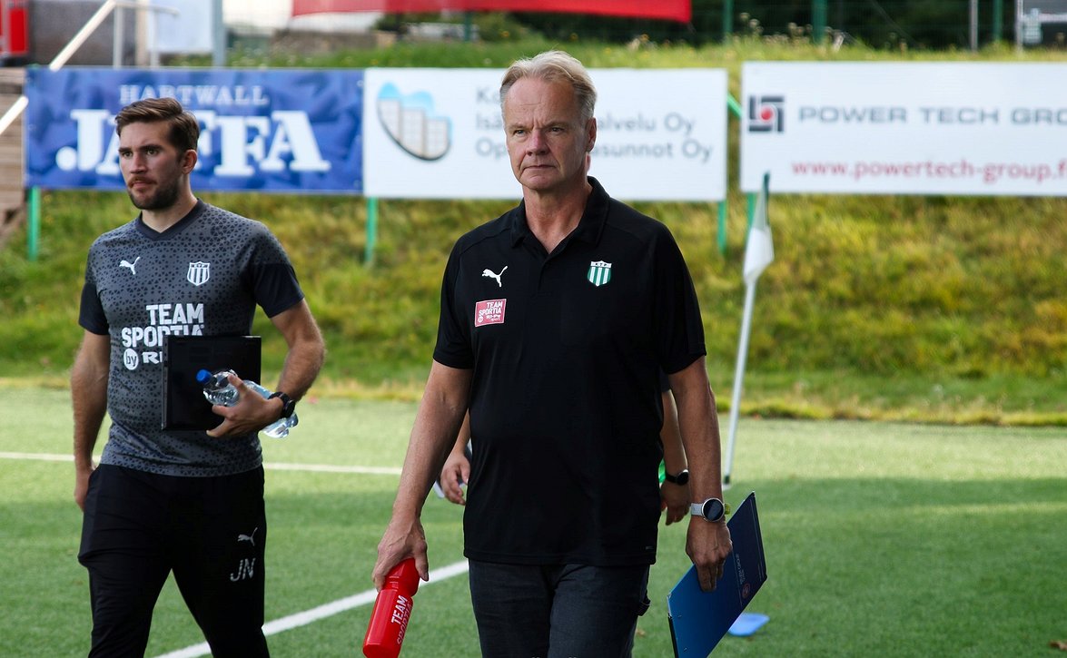KTP-luotsi Malinen manasi takaiskumaaleja - "Ei voi olla tyytyväinen meidän peliimme"