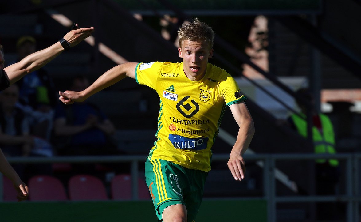 ​Ilves kukisti Pikkuhuuhkajat - testimies maalinteossa