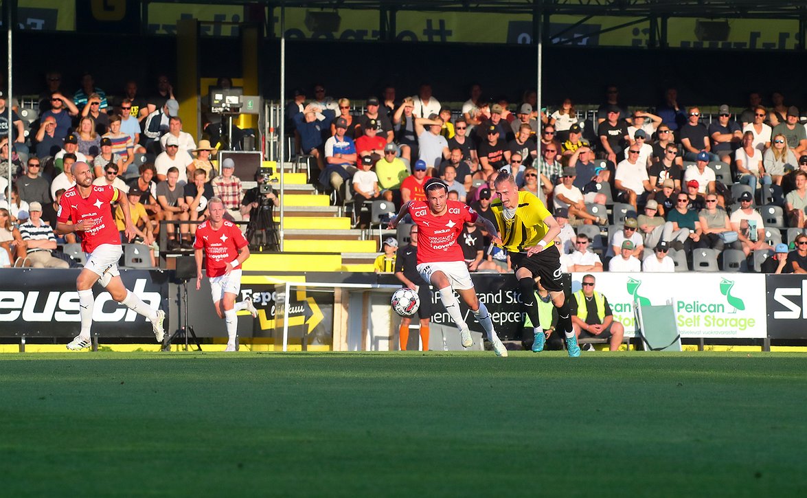 Honka voitolla sarjataulukon kärkeen (FC Honka-HIFK 4-1)