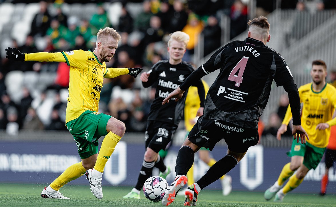 Ilmiömäistä - osa 1: ​Veikkausliigakausi käynnistyi – Yksi asia puuttui jokaisesta ottelusta