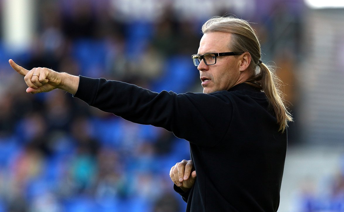 Taktinen pelaaminen Rajamäen mieleen