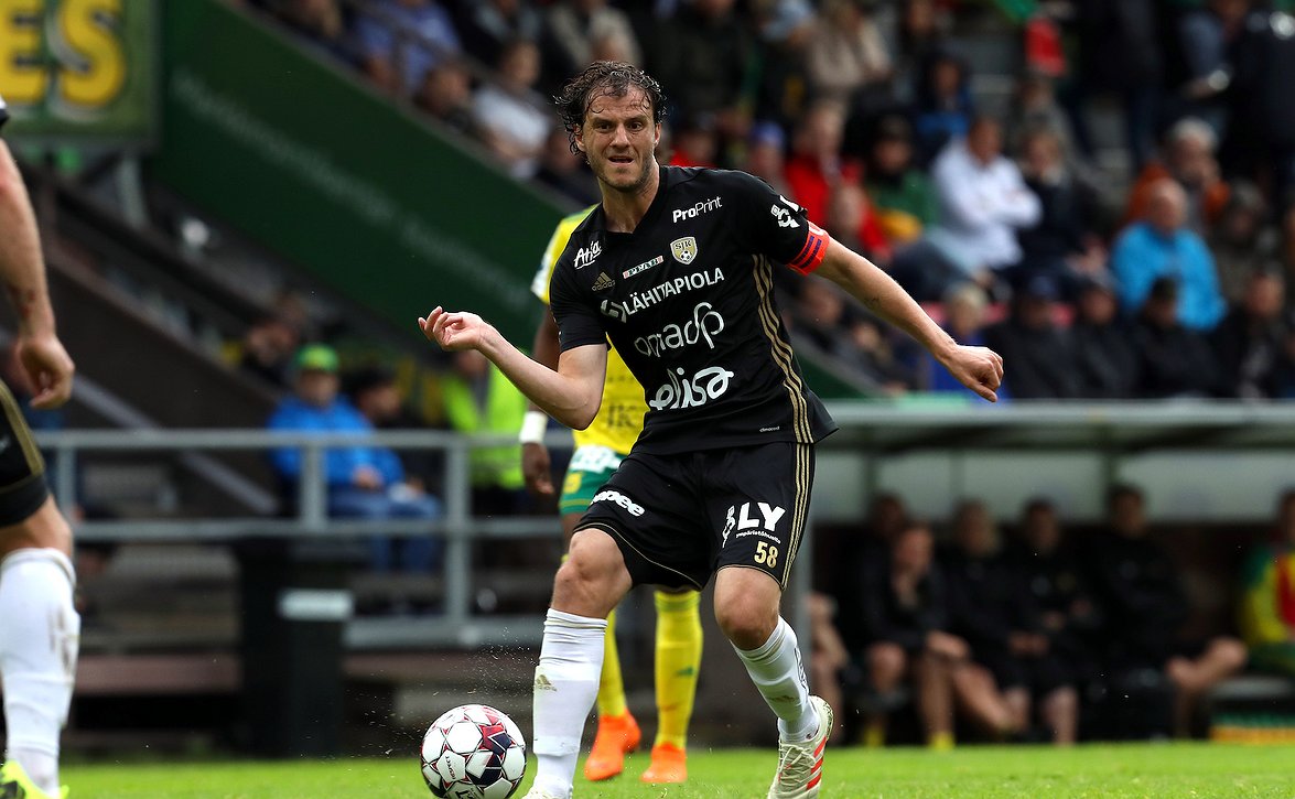 SJK kaatoi KPV:n - "Hyvä peli meiltä vaikka olimme muokanneet asioita"