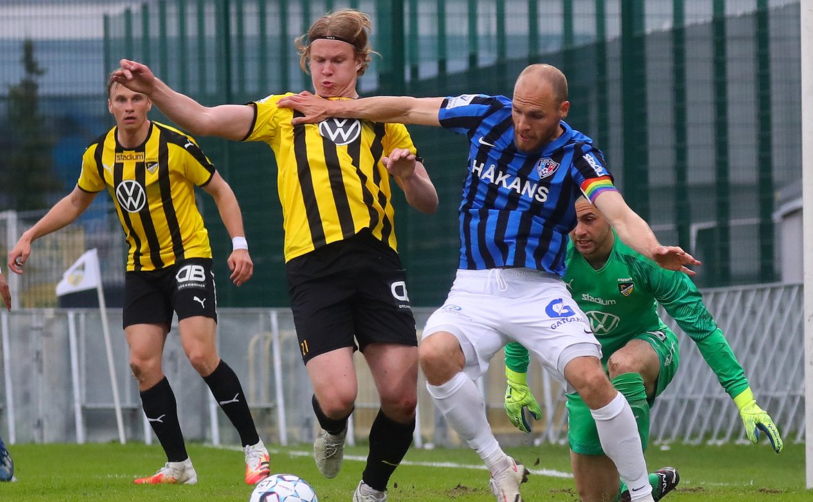 ​"Päästäkää edes juniorit seuraamaan pelejä" – Inter-kippari Timo Furuholm ihmettelee rajoituksia