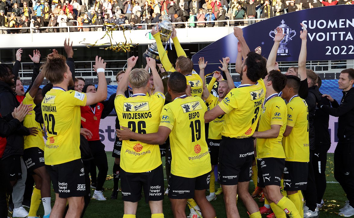 ​Valakari iloitsi cupin voitosta – "Nyt nautitaan pari päivää"