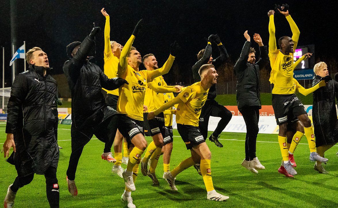 KuPS:lle iso voitto ja pelaajille pari päivää vapaata - "Tekee hyvää katsella muitakin naamoja ja paikkoja"