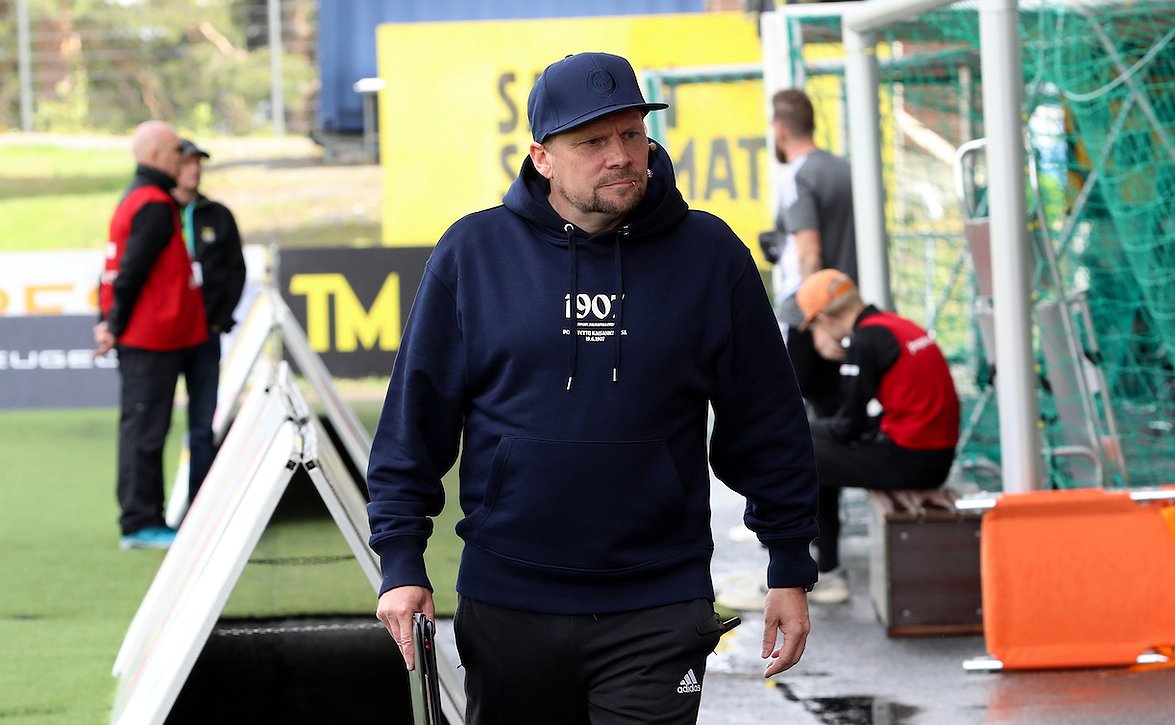 ​Toni Korkeakunnas lupaa ennakkoluulottoman HJK:n torstaina – "Emme lähde pelkäämään ja peruuttelemaan!"