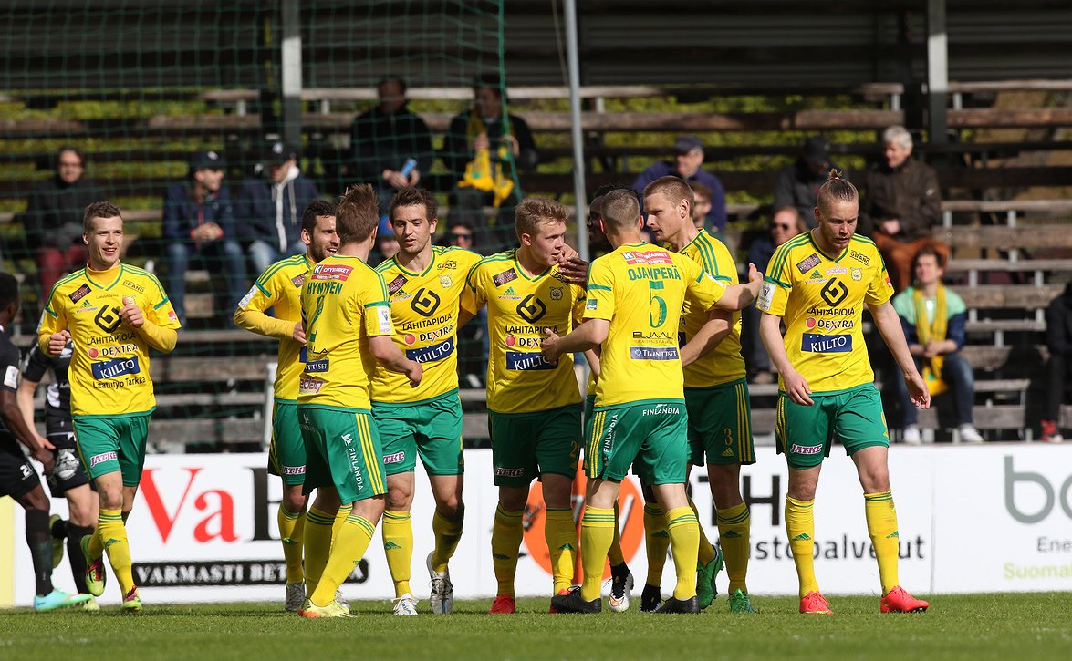 ​Ilveksen keskikenttäpelaaja jatkaa uraansa Lahdessa