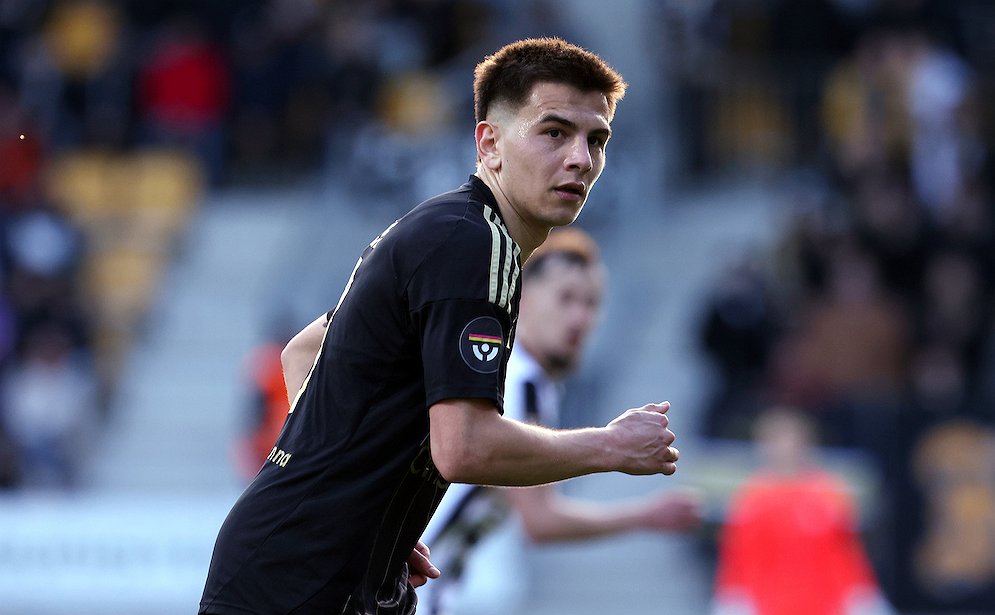 "Kun mestari ottaa yhteyttä, ei tarvitse kauaa miettiä" - Valentin Gasc siirtyy KuPS:aan