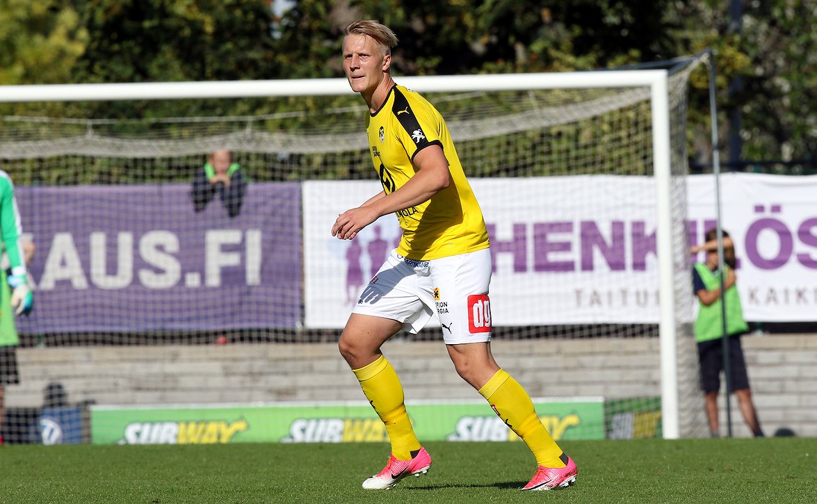 ​KuPS:n toppari kertoo, miksi palasi Suomeen - "Älyttömän työn takana"