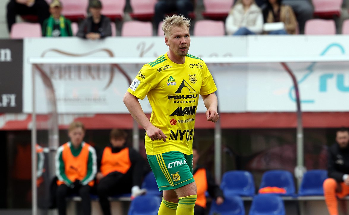 "Futaaja ei aikuistu koskaan" - Ilveksen Tuure Siira innolla vanhan seuransa kimppuun