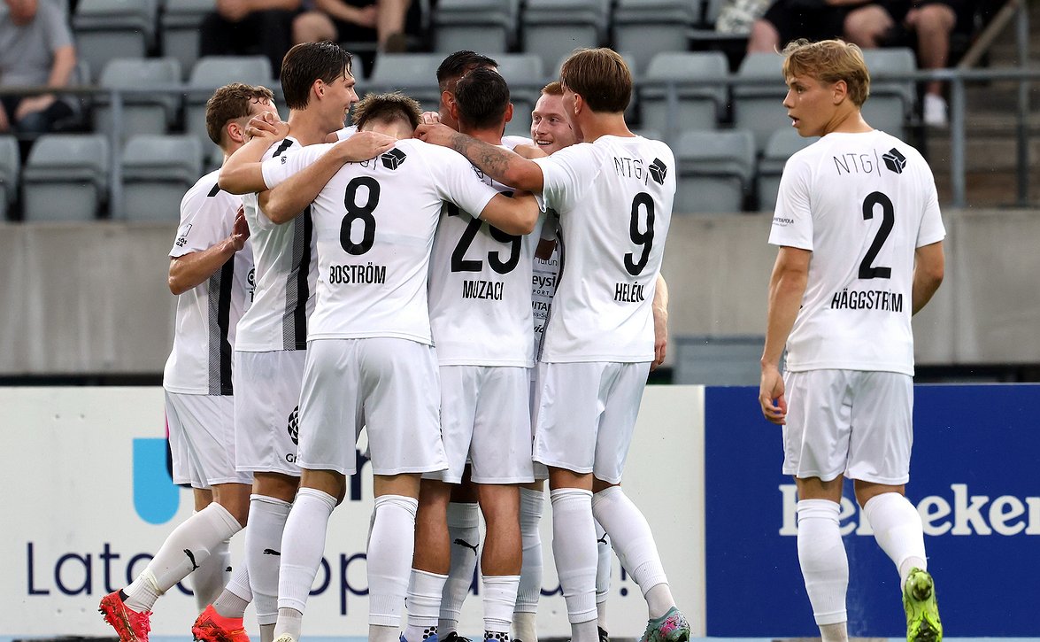 Nousu Veikkausliigaan katkolla lauantaina - TPS pakkovoiton edessä Salossa