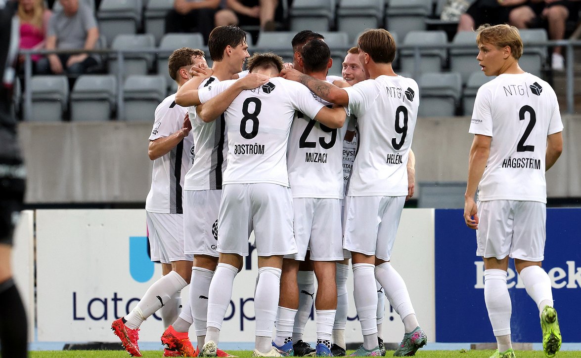 "Yksi oma kasvatti lisää joukkueeseen" - maalivahti Niklas Harju jatkaa TPS:ssa